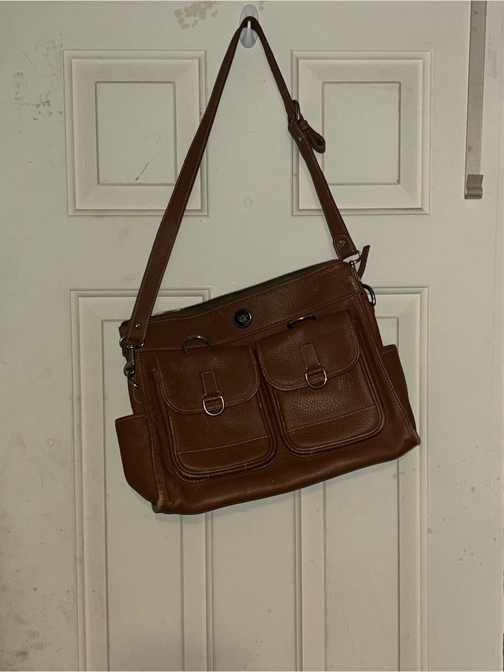Vintage Dooney & Bourke Pebbled Leather Crossbody 7.5/8w medium brown color